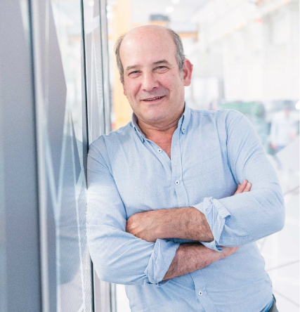 VÍTOR MAGALHÃES